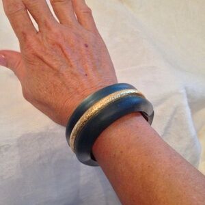 Alexis Bittar Green Lucite Statement Bracelet With Gold Foil